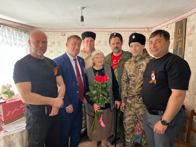 Очень важно не забывать о наших земляках, переживших тяжёлые годы войны. . Очень важно не забывать о наших земляках, переживших тяжёлые годы войны. .