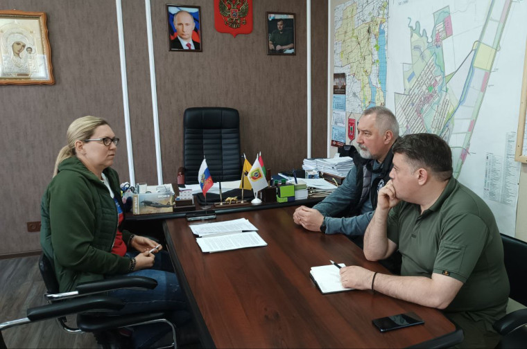Сенатор Дмитрий Рогозин с рабочим визитом — в Акимовском муниципальном округе.