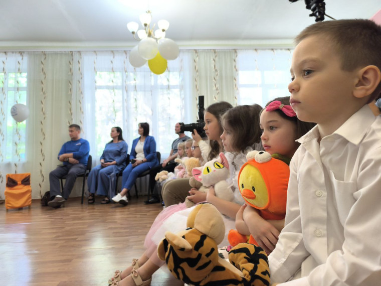 Готовятся стать первоклассниками тридцать воспитанников детского сада «Росинка».
